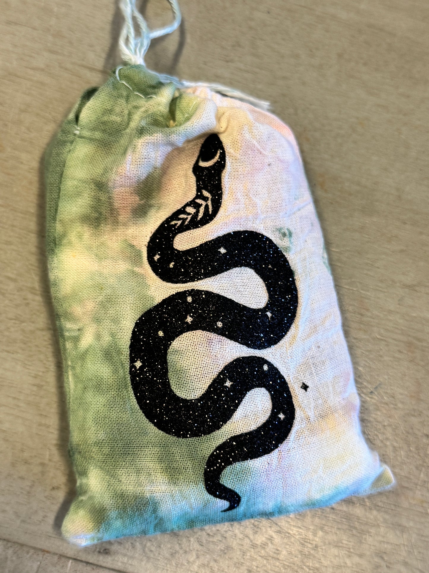 Mystery Magic: Tie-Dye Edition